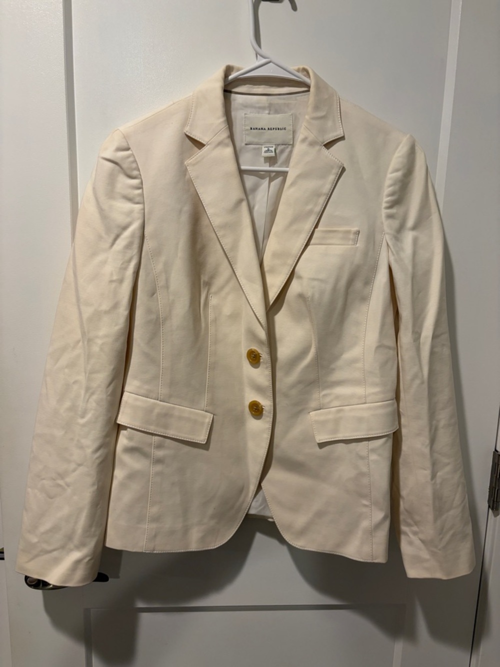 Banana Republic Ivory Tailored Two-Button Blazer